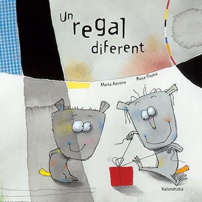 REGAL DIFERENT, UN | 9788484642572 | AZCONA, MARTA | Llibreria L'Illa - Llibreria Online de Mollet - Comprar llibres online