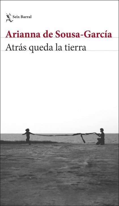 ATRÁS QUEDA LA TIERRA | 9788432244247 | SOUSA-GARCÍA, ARIANNA DE | Llibreria L'Illa - Llibreria Online de Mollet - Comprar llibres online